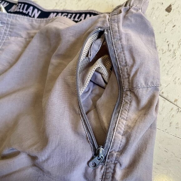 Magellan Sportswear Women’s Mocha Cargo Capri Pants Size X-Large - Picture 3 of 7